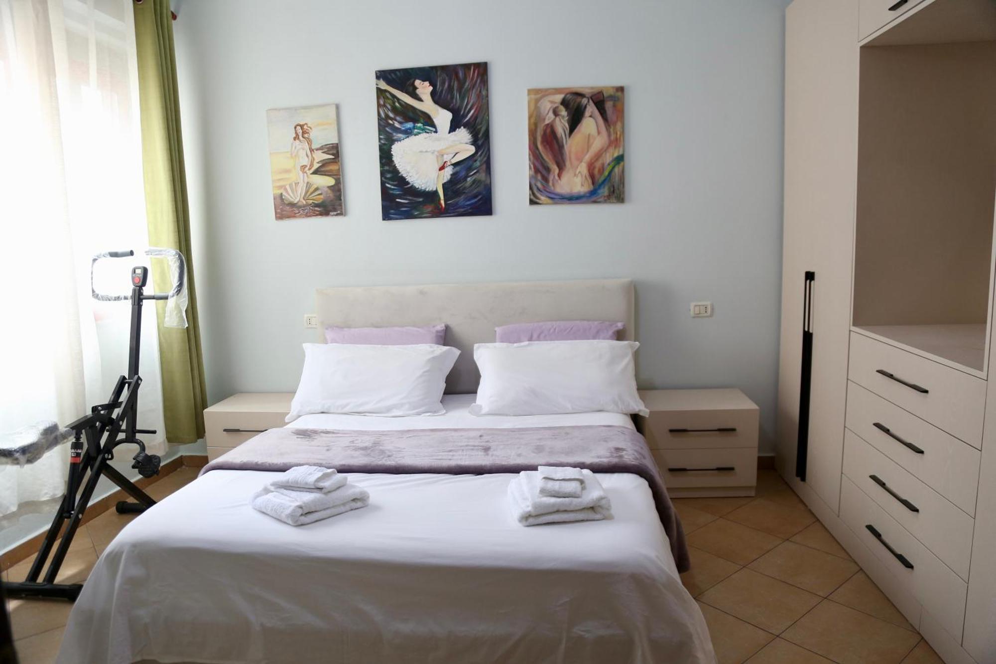 Stay At An Artist'S Place! Tirana Eksteriør billede