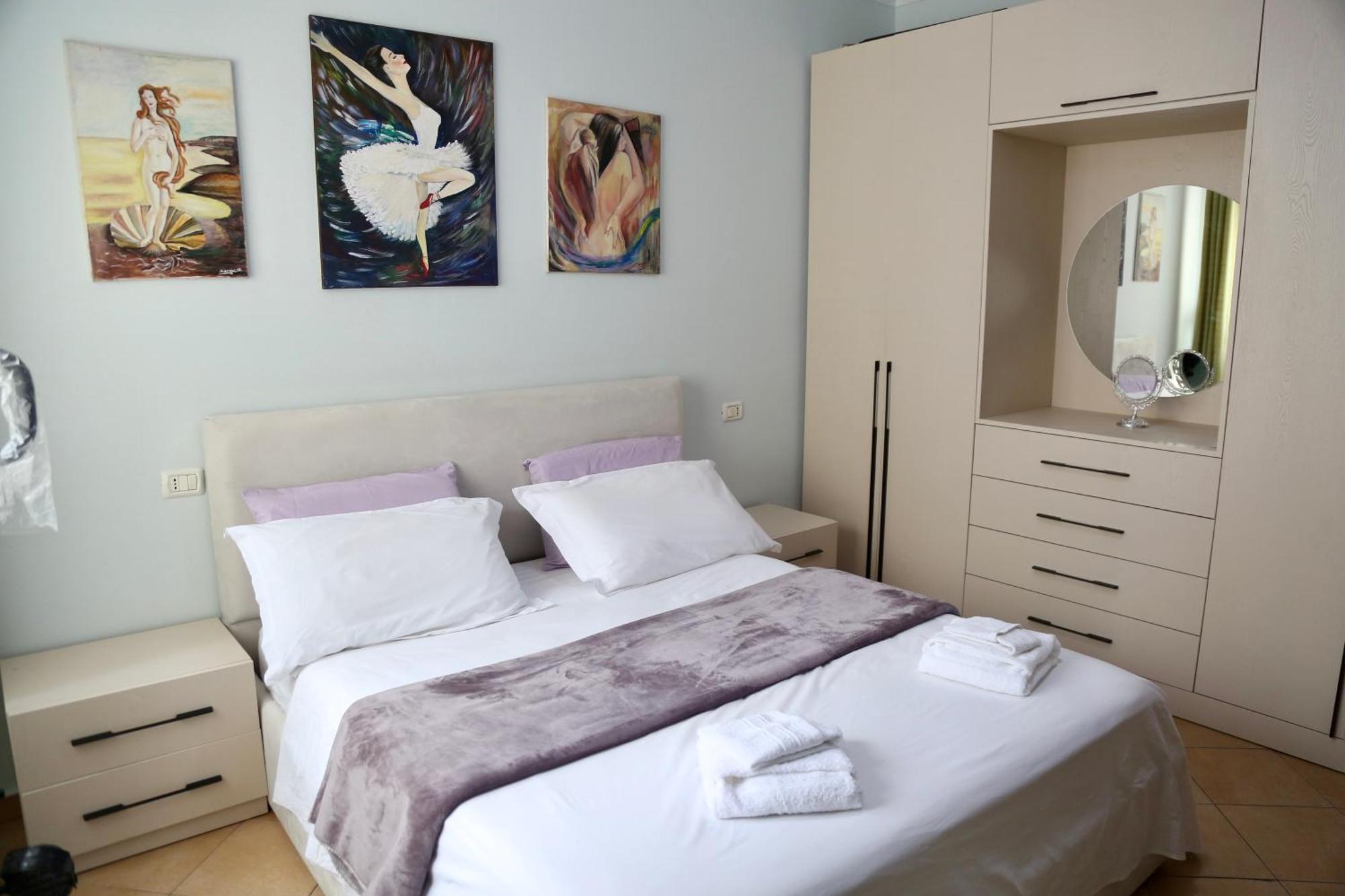 Stay At An Artist'S Place! Tirana Eksteriør billede